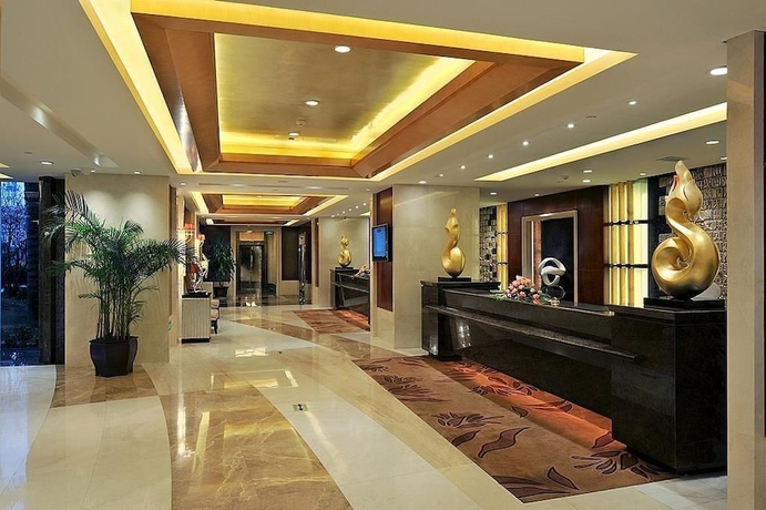 Imagen de los interiores del Hotel International Ruian. Foto 16