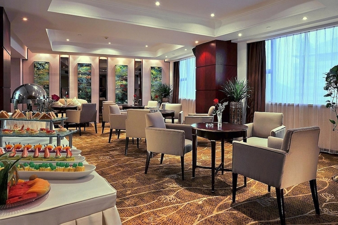 Imagen de los interiores del Hotel International Ruian. Foto 19