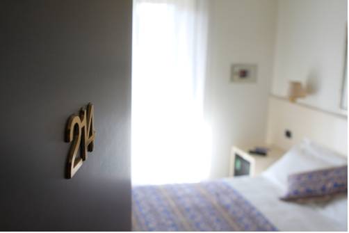 Imagen de la habitación del Hotel International, San Benedetto del Tronto. Foto 7