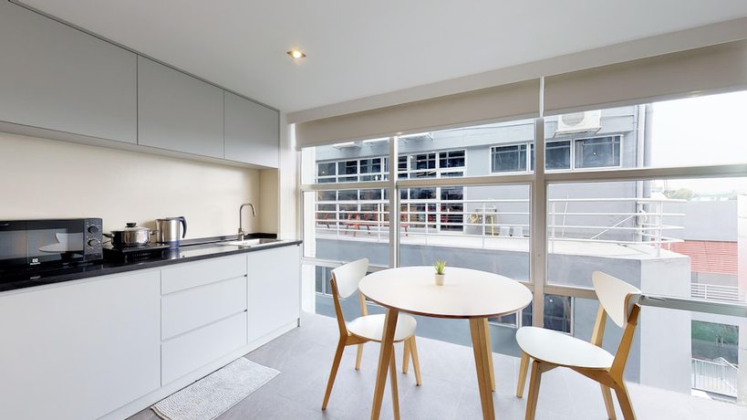 Imagen de la habitación del Hotel International Service Apartments. Foto 5