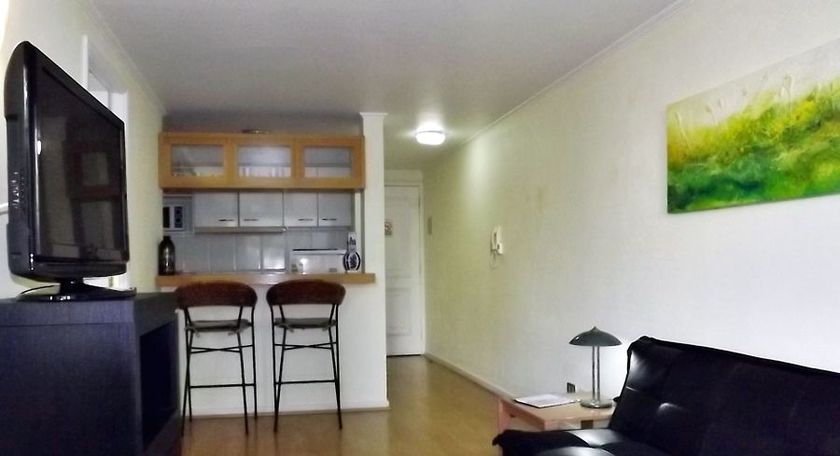 Imagen de la habitación del Hotel International Suites. Foto 3