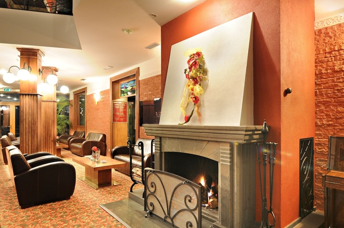 Imagen del bar/restaurante del Hotel International, Veľká Lomnica. Foto 2