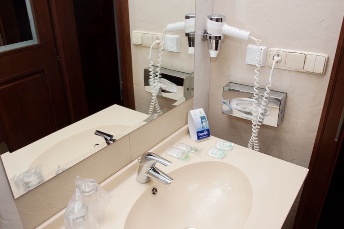 Imagen de la habitación del Hotel International, Veľká Lomnica. Foto 15