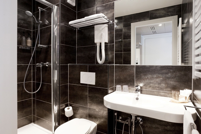 Imagen de la habitación del Hotel Internazionale Bellinzona. Foto 8