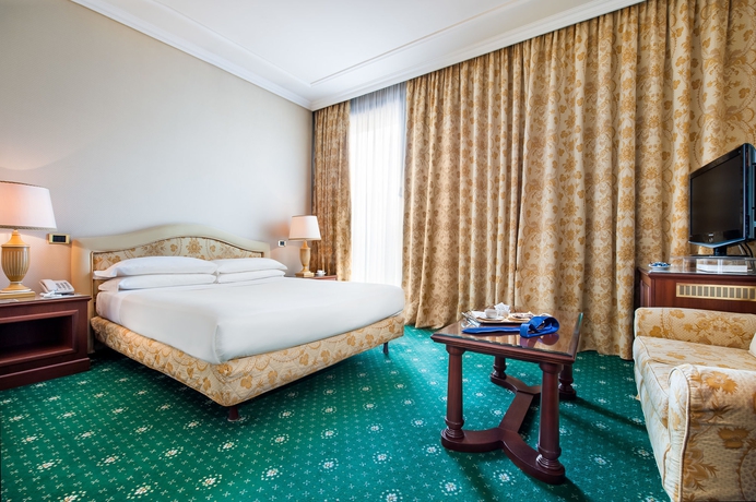 Imagen de la habitación del Hotel Internazionale, Bolonia. Foto 6