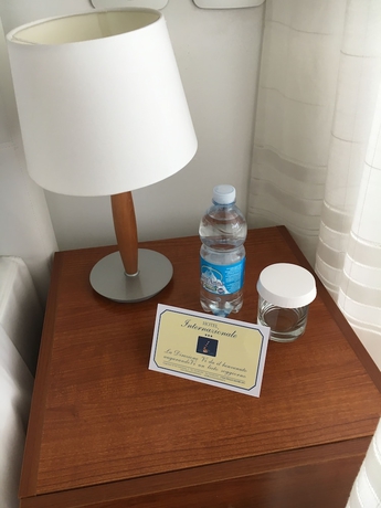 Imagen de la habitación del Hotel Internazionale, FINALE LIGURE. Foto 15