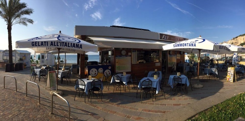 Imagen del bar/restaurante del Hotel Internazionale, FINALE LIGURE. Foto 7
