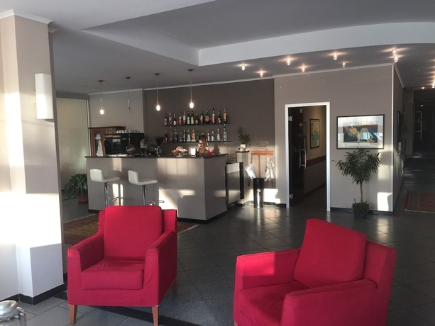 Imagen del bar/restaurante del Hotel Internazionale, FINALE LIGURE. Foto 9