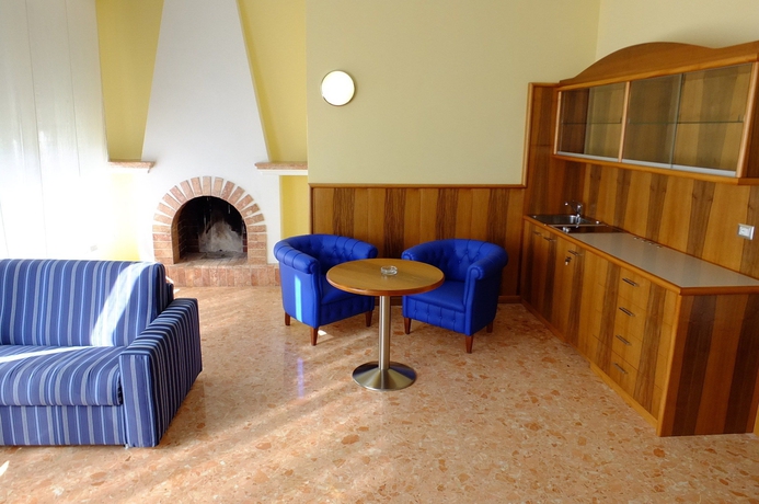 Imagen de los interiores del Hotel Internazionale, Torri Del Benaco. Foto 14