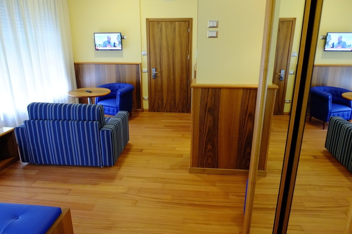 Imagen de los interiores del Hotel Internazionale, Torri Del Benaco. Foto 16