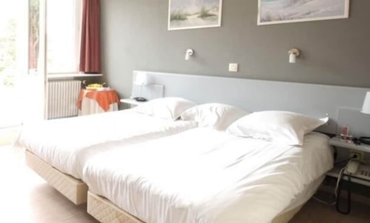 Imagen de la habitación del Hotel Internos. Foto 12