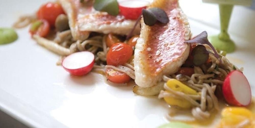 Imagen del bar/restaurante del Hotel Internos. Foto 7