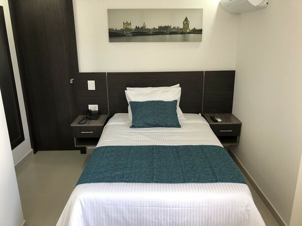 Imagen de la habitación del Hotel Interpacific. Foto 21