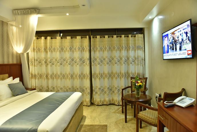 Imagen de la habitación del Hotel Interservice. Foto 14