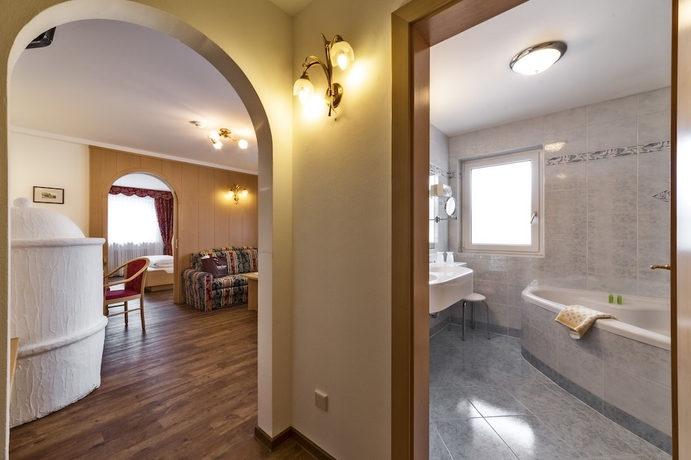 Imagen de la habitación del Hotel Interski. Foto 5