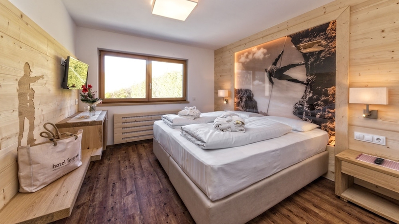 Imagen de la habitación del Hotel Interski. Foto 10