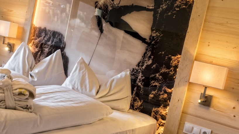Imagen de la habitación del Hotel Interski. Foto 11