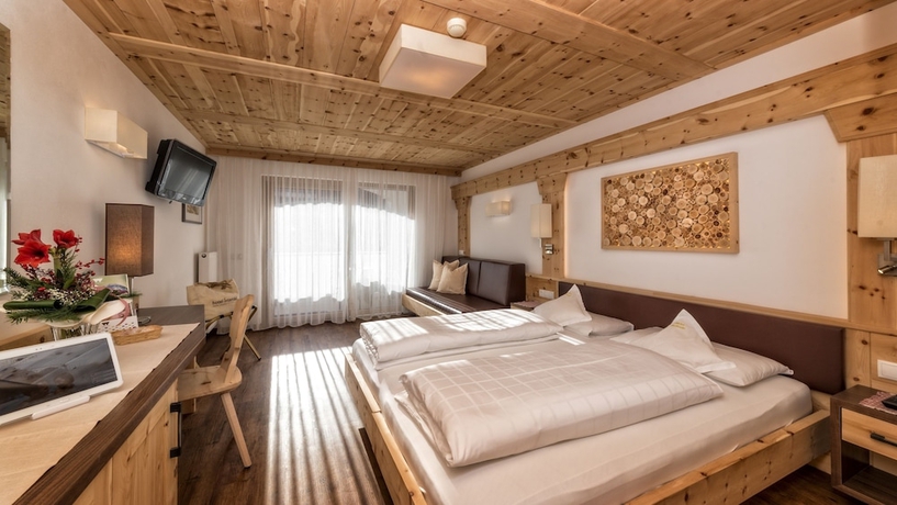 Imagen de la habitación del Hotel Interski. Foto 17