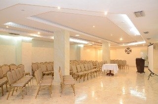 Imagen general del Hotel Intersuites. Foto 2