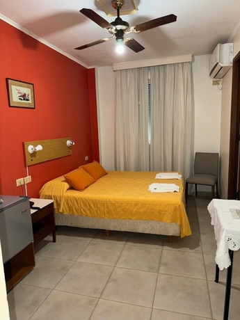 Imagen de la habitación del Hotel Intersur Independencia. Foto 6