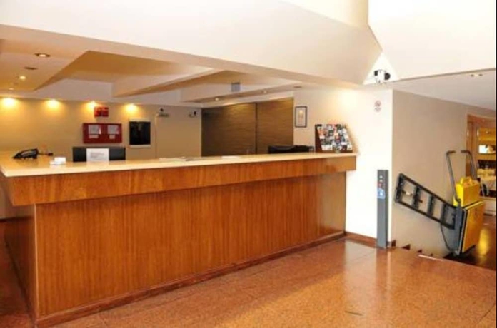 Imagen de los interiores del Hotel Intersur San Telmo. Foto 19