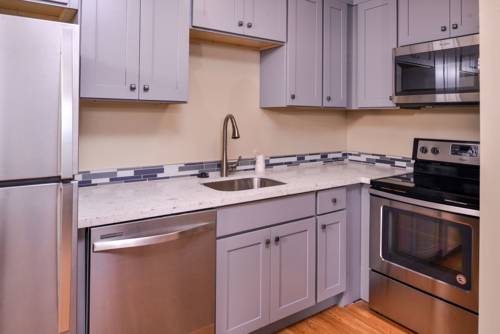Imagen de la habitación del Hotel Interurban Suites. Foto 6
