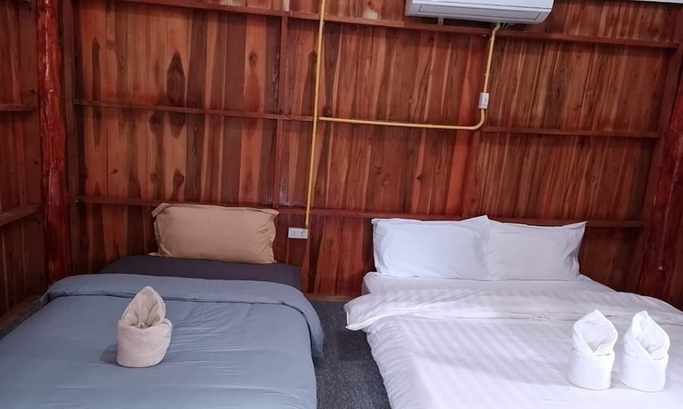 Imagen de la habitación del Hotel Inthawa Resort (Feuang, Laos). Foto 2