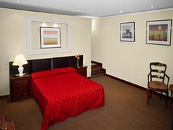 Imagen de la piscina del Hotel Inti Huasi. Foto 3