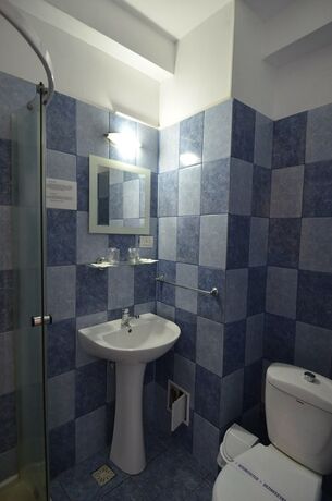 Imagen general del Hotel Intim. Foto 8