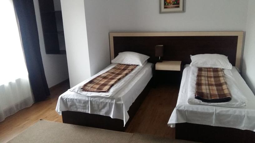 Imagen de la habitación del Hotel Intim. Foto 9