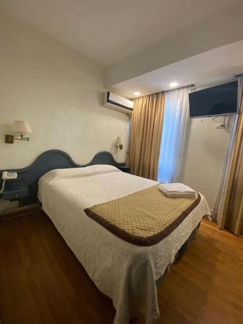 Imagen de la habitación del Hotel Intimo Miraflores. Foto 17