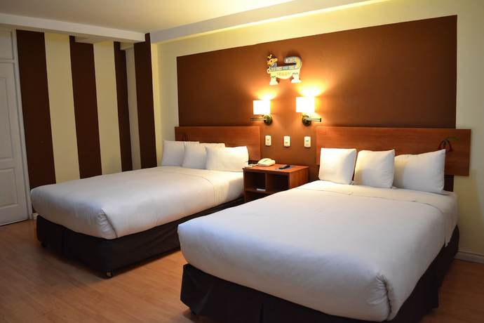 Imagen de la habitación del Hotel Intiqa. Foto 16