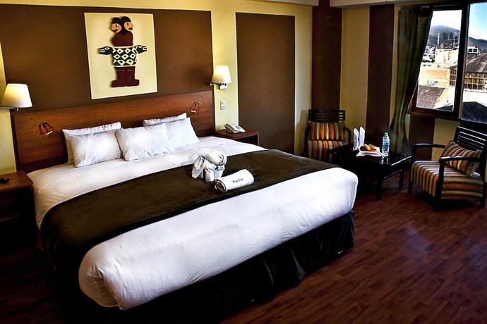 Imagen de la habitación del Hotel Intiqa. Foto 17