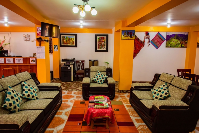 Imagen de los interiores del Hotel Intitambo. Foto 18