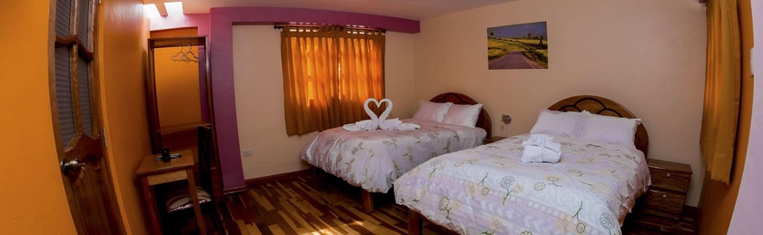 Imagen de la habitación del Hotel Intitambo. Foto 5