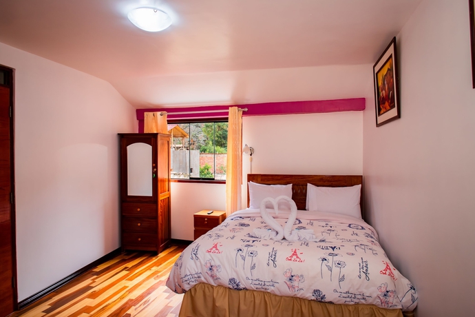 Imagen de la habitación del Hotel Intitambo. Foto 9