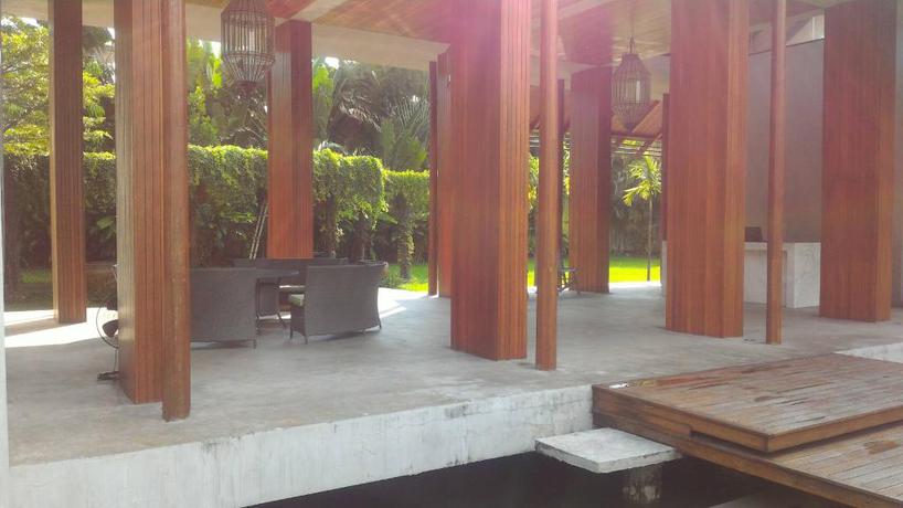 Imagen de los interiores del Hotel Into The Forest Resort. Foto 18