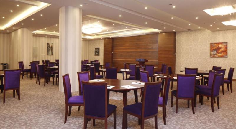 Imagen de los interiores del Hotel Intour Al Sahafa. Foto 5