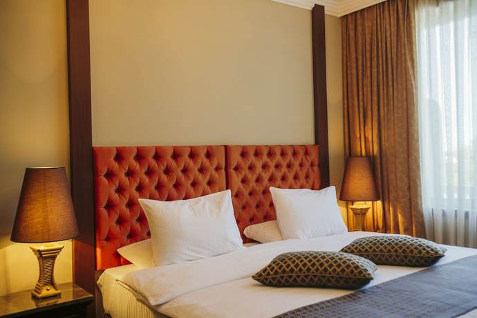 Imagen de la habitación del Hotel Intourist Palace Batumi. Foto 10
