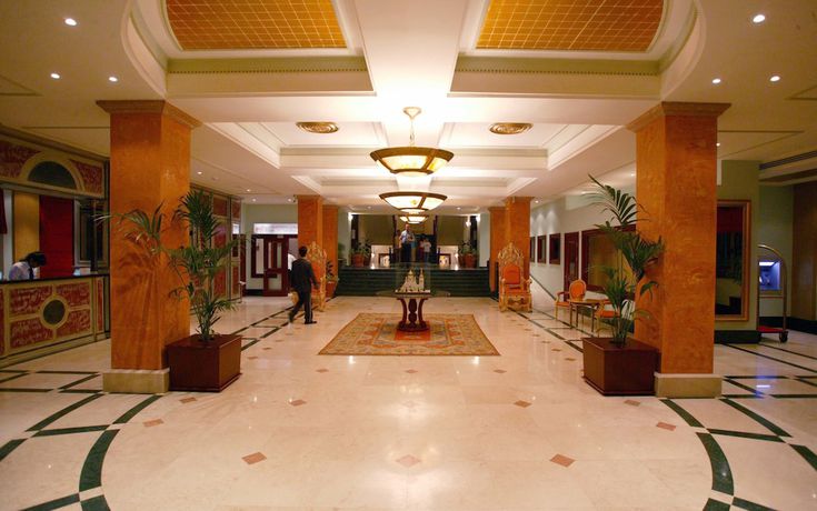 Imagen de los interiores del Hotel Intourist Palace Batumi. Foto 20