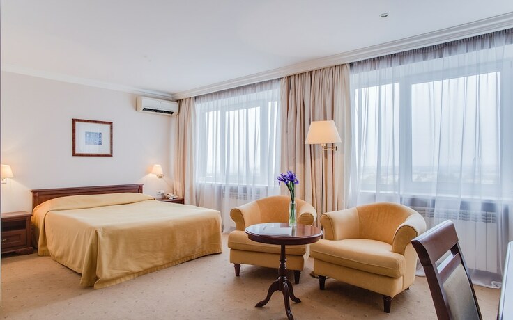 Imagen de la habitación del Hotel Intourist Zaporozhie. Foto 15