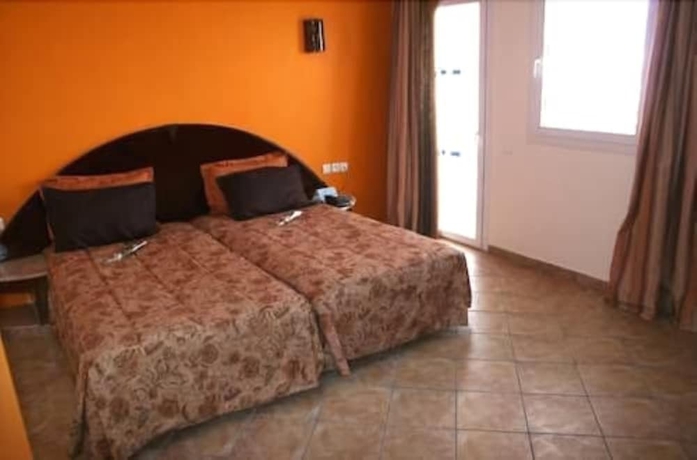 Imagen de la habitación del Hotel Intouriste and Suites. Foto 7