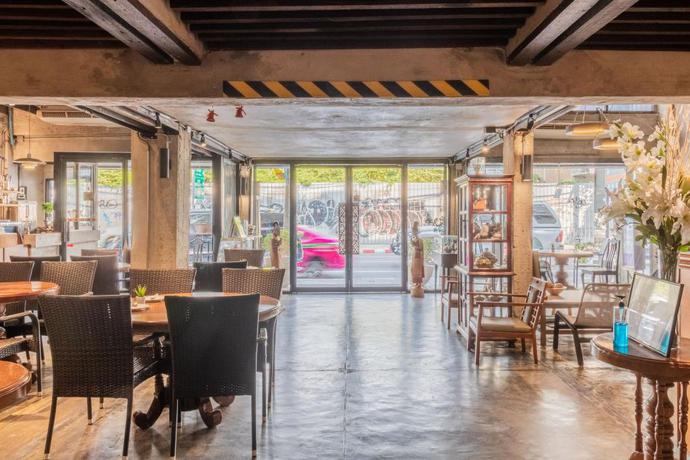 Imagen de los interiores del Hotel Intown Residence. Foto 15