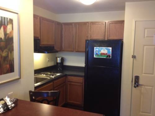 Imagen de la habitación del Hotel Intown Suites Columbus. Foto 8