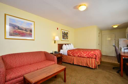 Imagen de la habitación del Hotel Intown Suites Decatur. Foto 8