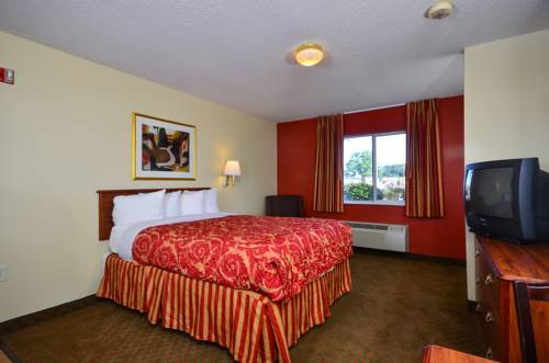 Imagen de la habitación del Hotel Intown Suites Decatur. Foto 11