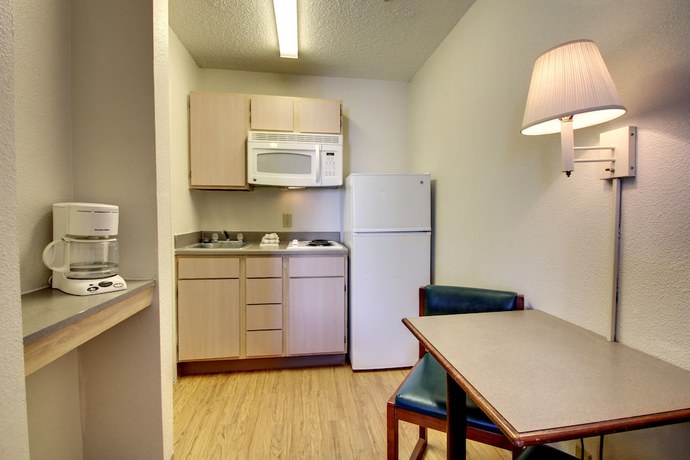 Imagen de la habitación del Hotel Intown Suites Extended Stay Birmingham Al - Lakeshore Parkway. Foto 8