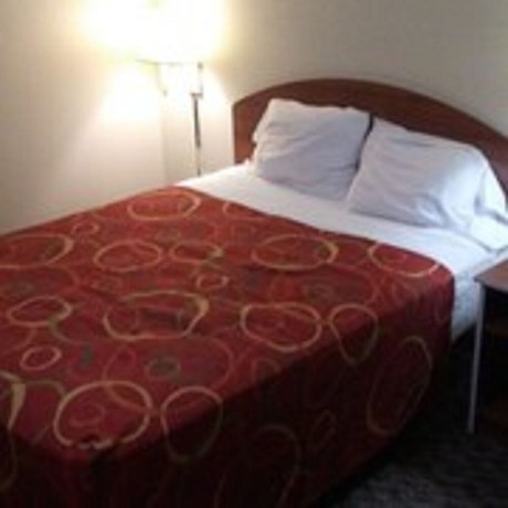 Imagen de la habitación del Hotel Intown Suites Extended Stay Birmingham Al - Lakeshore Parkway. Foto 10