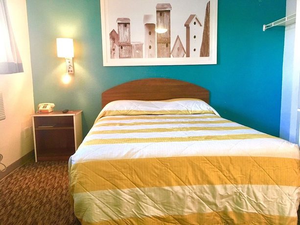Imagen de la habitación del Hotel Intown Suites Extended Stay Charleston Sc - West Ashley. Foto 2