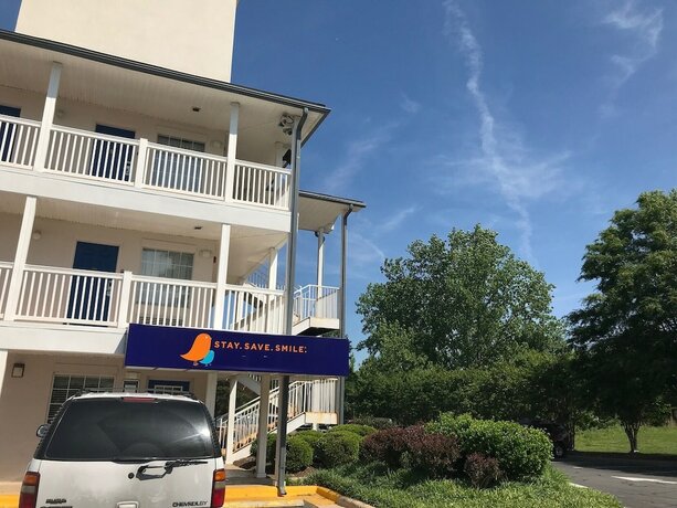 Imagen general del Hotel Intown Suites Extended Stay Charlotte Nc - East Independence Blvd. Foto 6